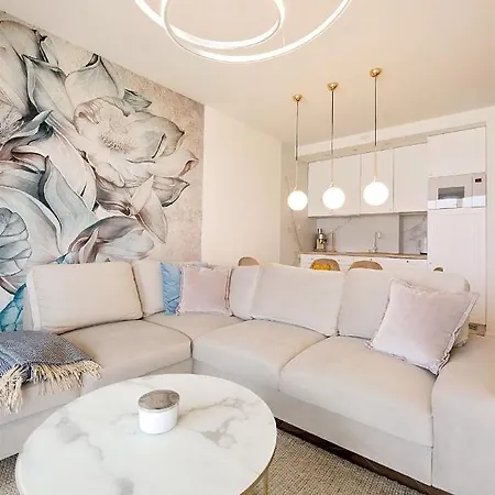 Appartement Apartament Golden View Rewal Klifowa 5 Przy Plazy, Widok Na Morze, Basen, Sauna, Silownia Rewal