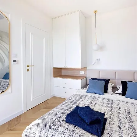 Appartement Apartament Golden View Rewal Klifowa 5 Przy Plazy, Widok Na Morze, Basen, Sauna, Silownia Rewal